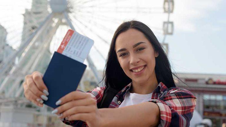 How Immigration Agents Can Help You to Study in Australia for Free